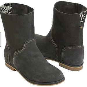 Reef Low Desert Boot Grey Suede size 6